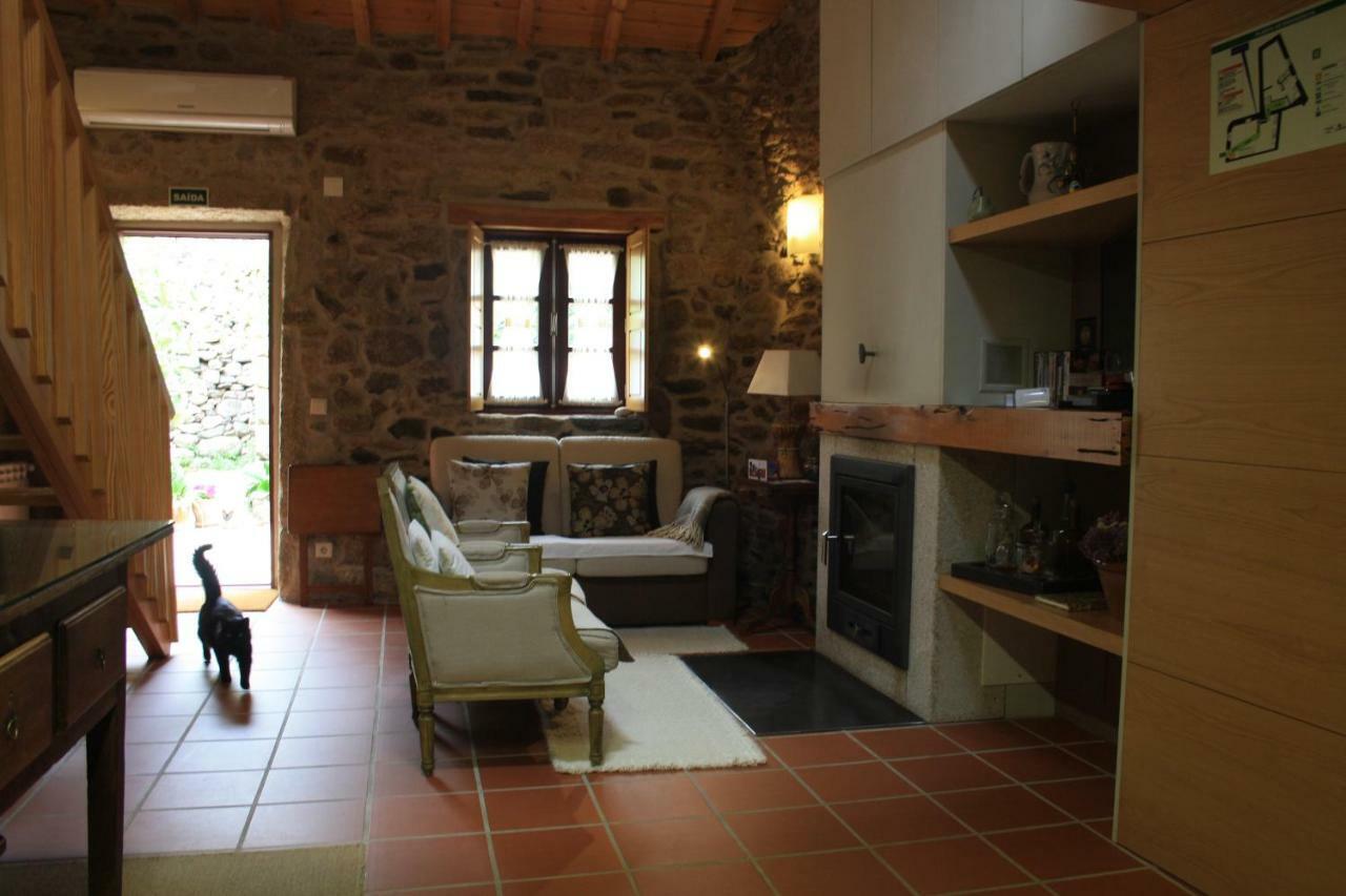 Affittacamere Casa de l Bárrio Picote Esterno foto