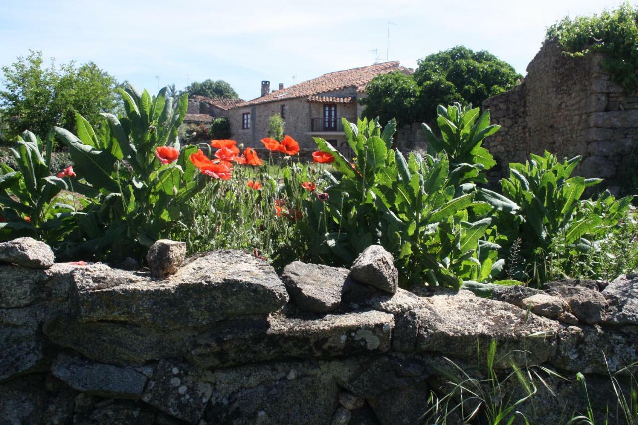 Affittacamere Casa de l Bárrio Picote Esterno foto